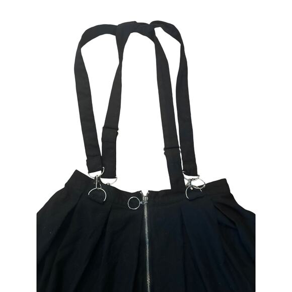 S Hot Topic Black Pleated O-Ring Zipper Suspender Mini Skirt Chains Punk Goth - Picture 2 of 4